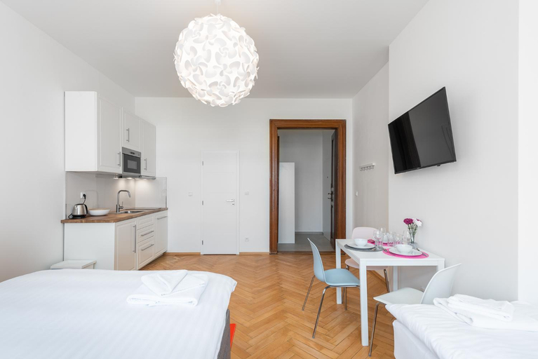 Facilities 3, Residence Tesnov Apartments Near The Old Town - Easy Self Check in, Praha 7