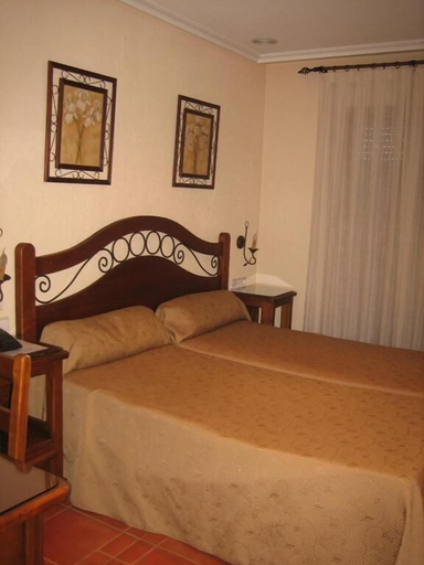 Bedroom 3, Hotel Doña Isabel, Alicante