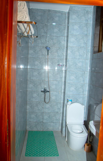 Bathroom 2, Macchiato Suites, Kicukiro