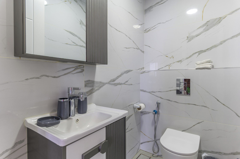 Bathroom 3, Brummana Heights Apartments, El Metn