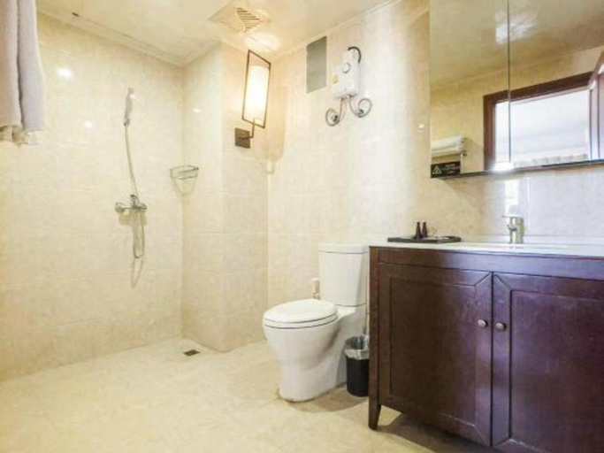 Bathroom 5, Sky City Hotel, Vientiane
