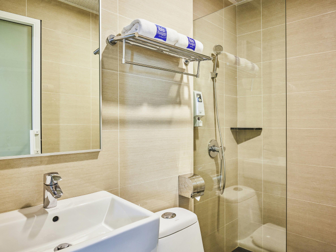 Bathroom 4, Ibis Budget Singapore Jasmine, Singapore