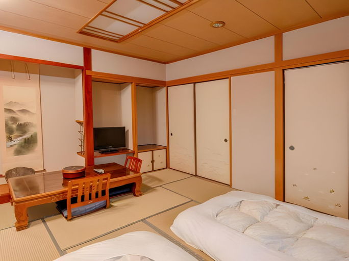 Bedroom 2, Manazuru Marin Hotel, Manazuru