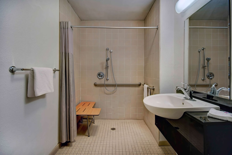 Bathroom 3, Motel6 Douglas, AZ, Cochise