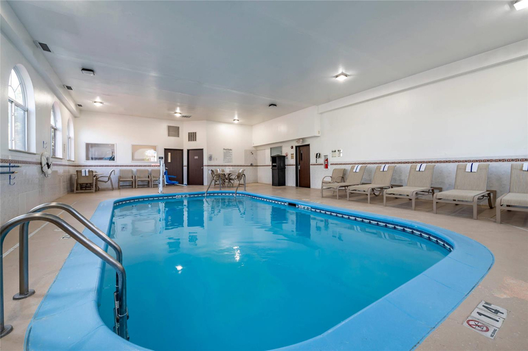 Sport & Beauty, Comfort Inn Romeoville - Bolingbrook, Will