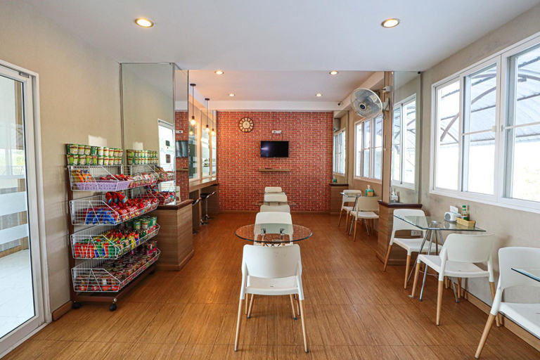 Food & Drinks 5, Tripletreesvillage, Lam Luk Ka