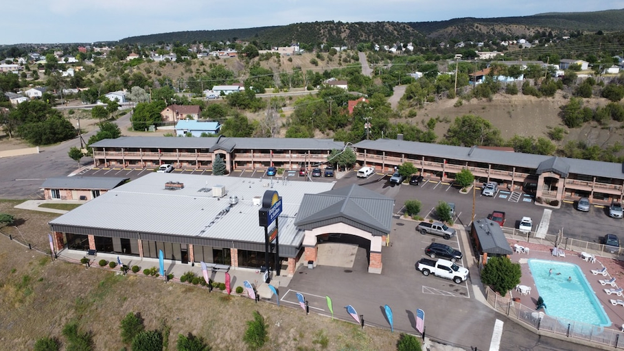 Exterior & Views 2, Days Inn and Suites Trinidad, Las Animas
