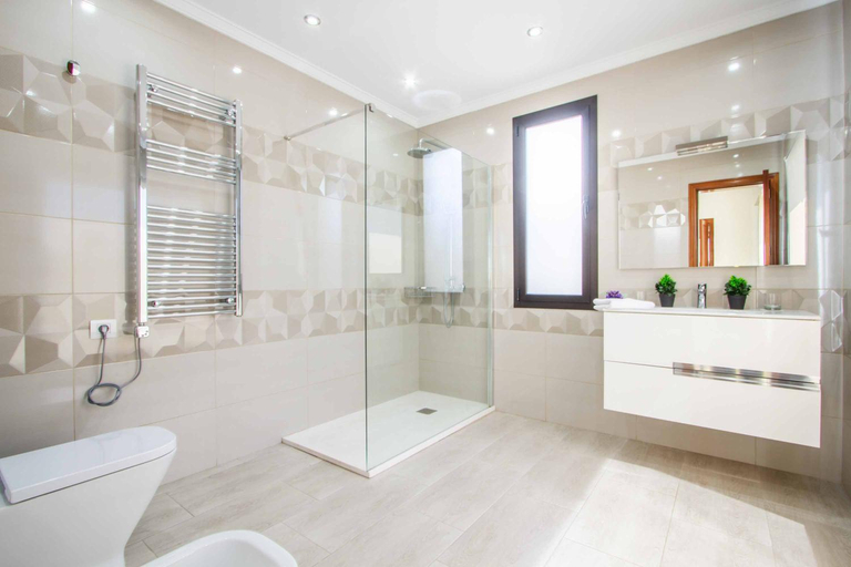 Bathroom 2, Villa Qura, Las Palmas