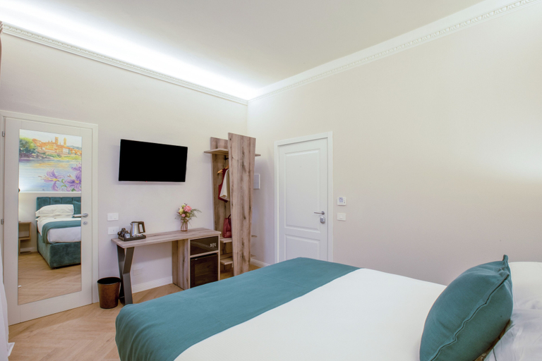 Room 5, Hotel Settefiori, Florence