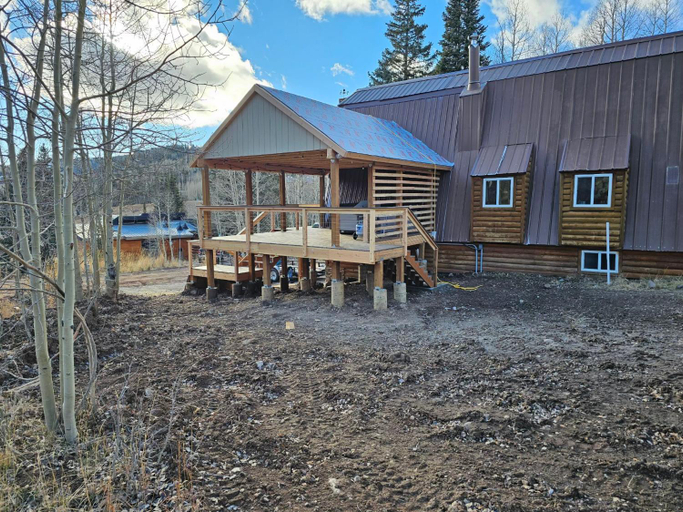 Exterior & Views 1, Ski Lee Retreat, Iron