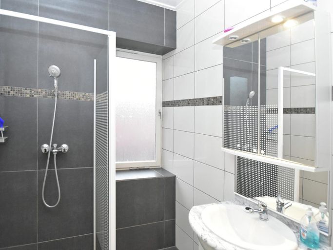 Bathroom 2, Ferienwohnung, Rubeland, Harz