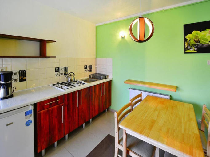 Private kitchen 3, Spacious Holiday Home With Private Garden, Koszalin
