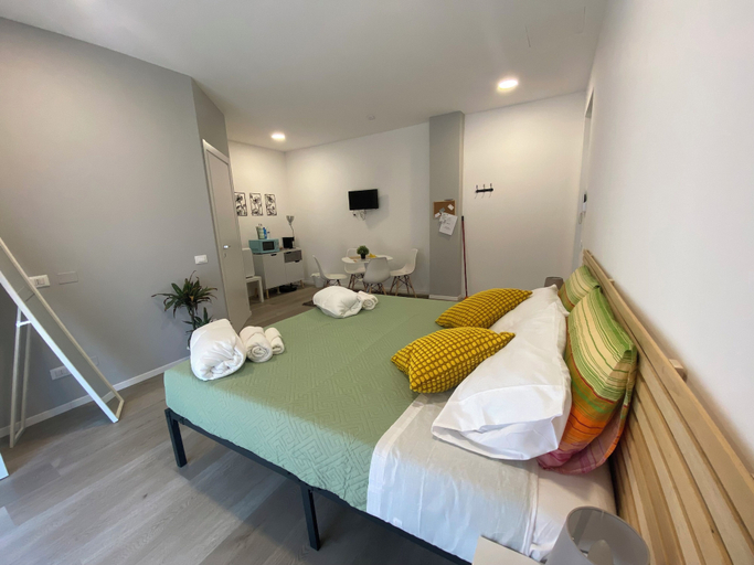 Room 2, Onlyroomsrho, Milano