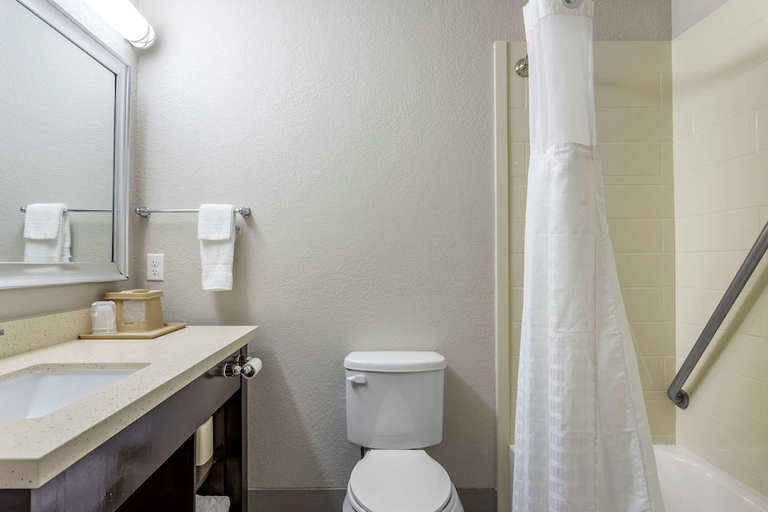 Bathroom 4, Comfort Inn & Suites North Little Rock JFK Blvd, Pulaski