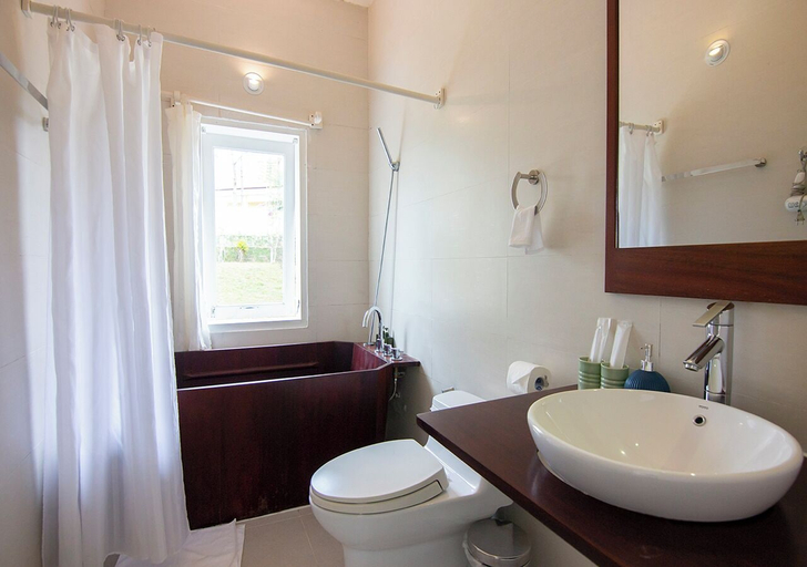 Bathroom 5, Lu Tan Residence, Đà Lạt