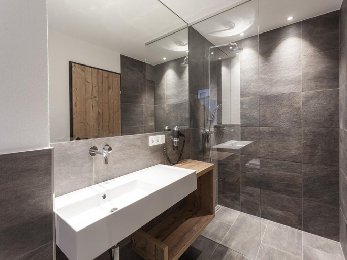 Bathroom 2, Chalet Montafon in Gaschurn With Sauna, Bludenz