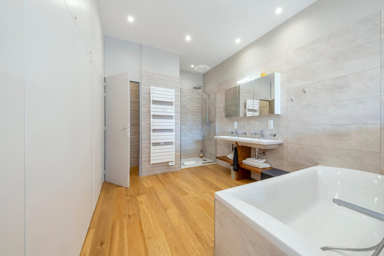 Bathroom 3, Escale Rochelaise, chambre avec access spa et sauna, Charente-Maritime