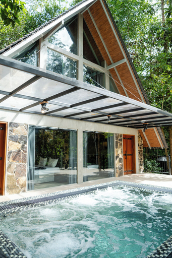 Room 3, Leisure Land Villas, Akmeemana