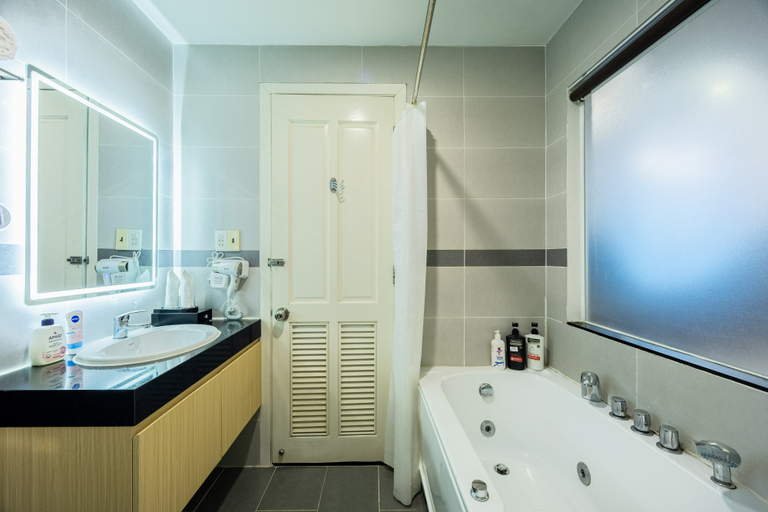 Bathroom 5, A25 Hotel - 75 Le Thi Hong Gam, District 1