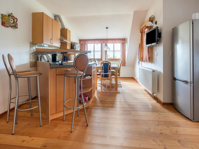 Others 5, Apartment in Mariapfarr near Ski Slopes, Tamsweg