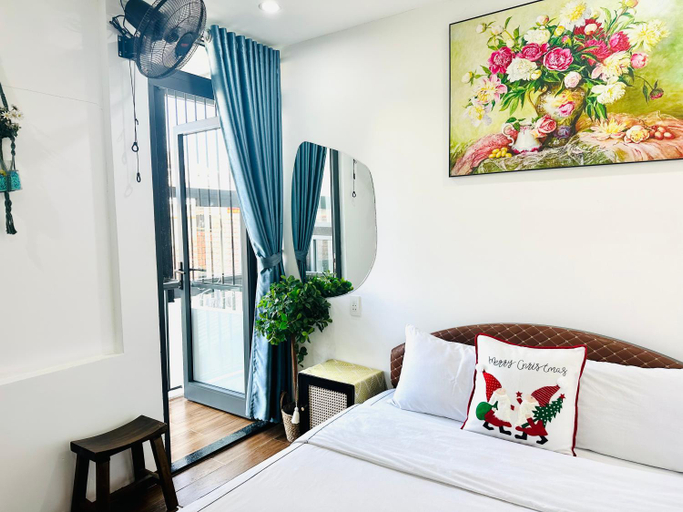 Bedroom 4, New World Hotel, Huế