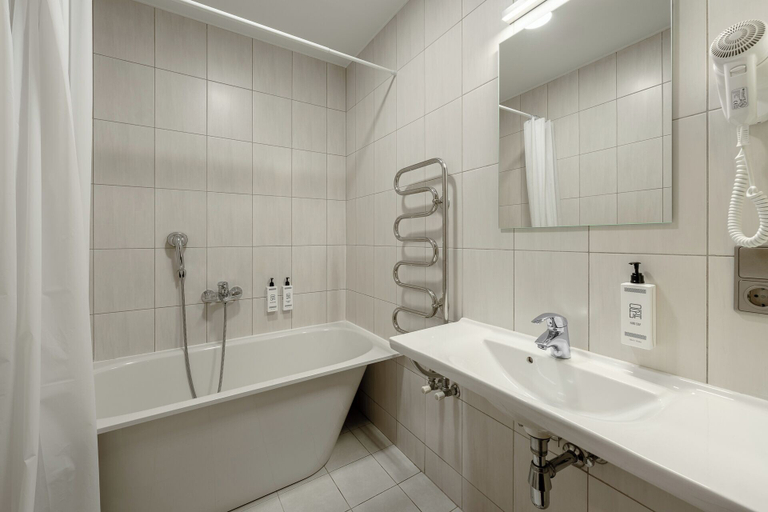 Bathroom 4, RIJA Riga City Center Hotel, Riga