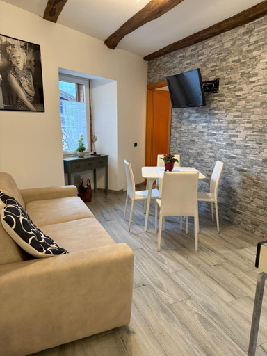 Others 5, casa vacanza serena, Bergamo