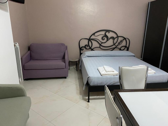 Bedroom 5, B&B LA CASA DI GIORGIA DI PELLICANO' FRANCESCA, Reggio Di Calabria