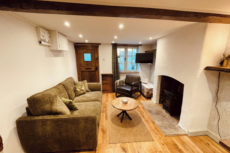 Others 1, Charming Cottage Sleeps 4 with Sauna, Dorset