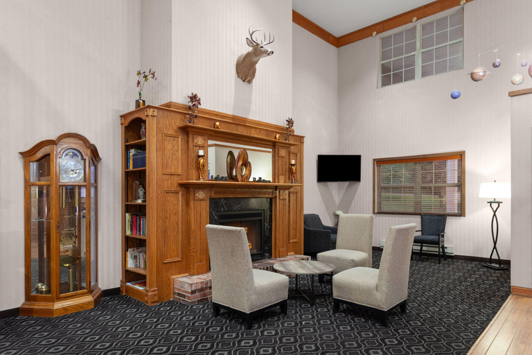 Public Area 3, Baymont by Wyndham Chester IL, Randolph
