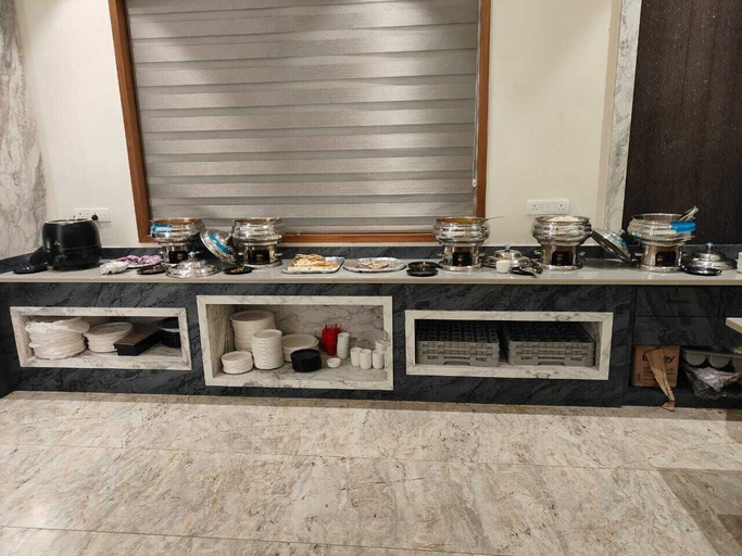 Restaurant 3, Hotel Premji by Shivalaya Darshanam, Devbhumi Dwarka