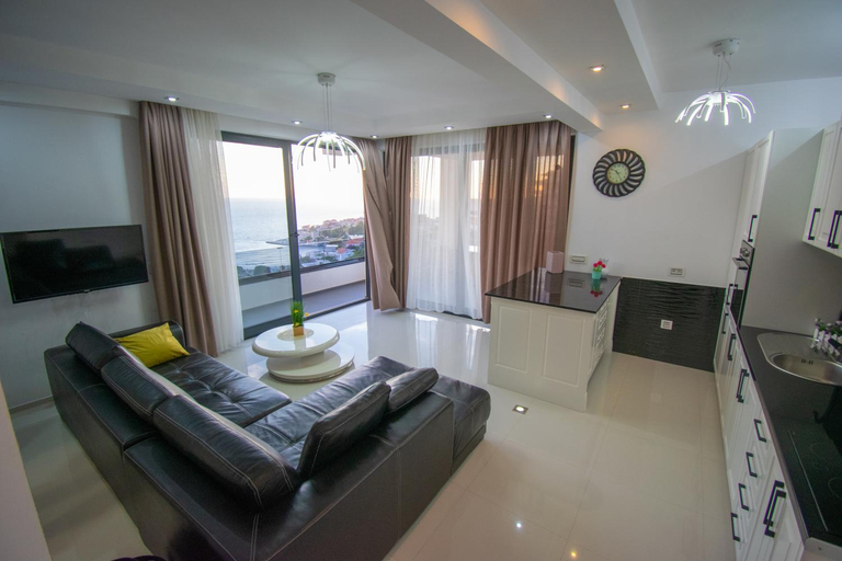 Facilities, Golden Apartments