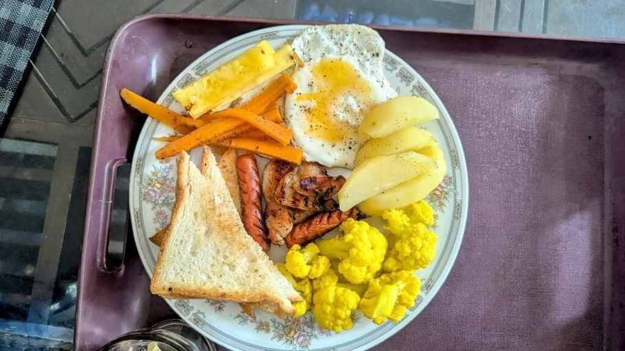 Breakfast meal, Dutch Villa Trincomalee, Trincomalee Town and Gravets