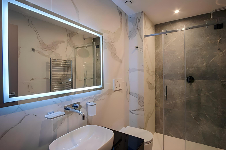 Bathroom 4, Viminale, Roma