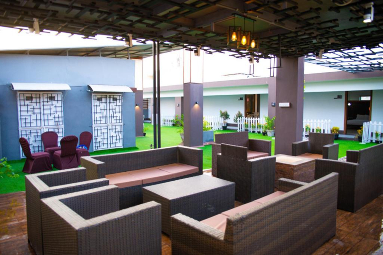 Others 2, Hotel Crown Inn, Karachi