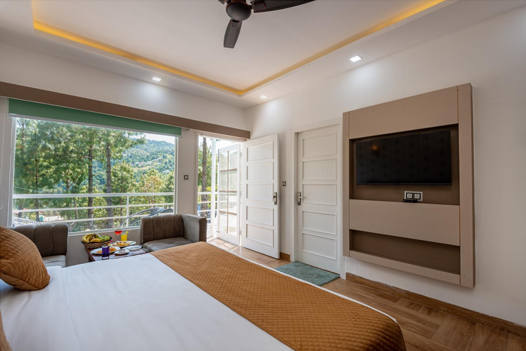 Bedroom 2, DLS Nature Trinket Resort – Dalhousie with Swimming Pool, Chamba