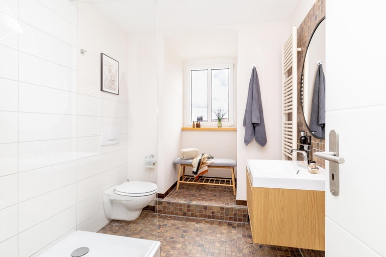 Bathroom 3, Apartments am Bahnhof, Vorpommern-Rügen