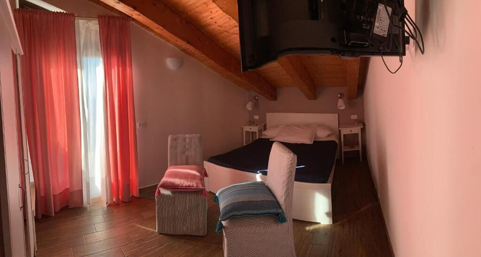 Bedroom 4, B&B STELLA DEL CILENTO ROOMS, Salerno