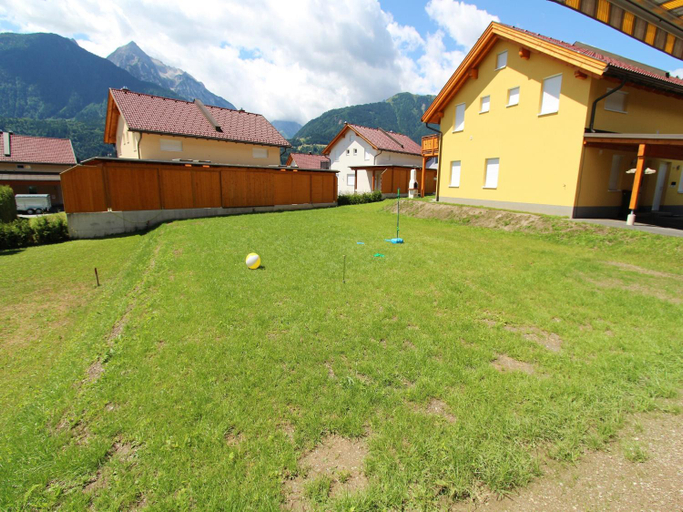 Garden 4, Luxurious Chalet in Kotschach-mauthen Near Ski Area, Hermagor