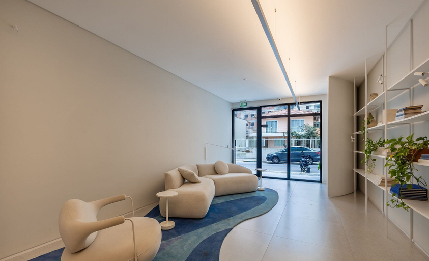 Interior 2, 2BR Apt w/ Balcony Near the sea Mts1503, Itapema