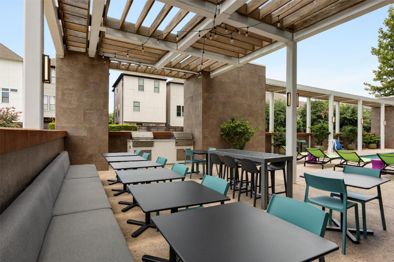 Food & Drinks 5, Home2 Suites by Hilton Houston Energy Corridor, Houston