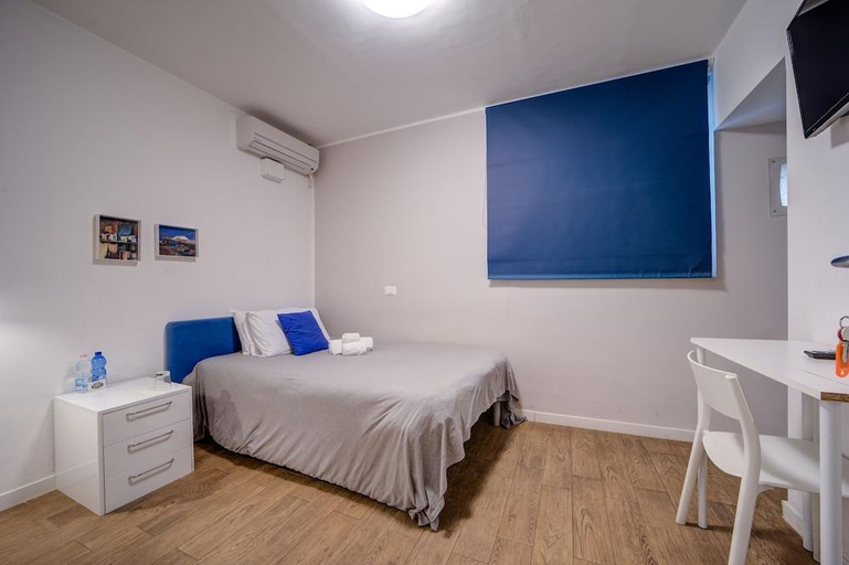 Bedroom 4, Liberty Suites, Palermo