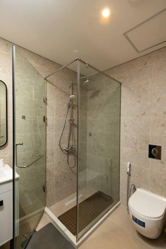 Bathroom 5, Soraya Studio, Accra