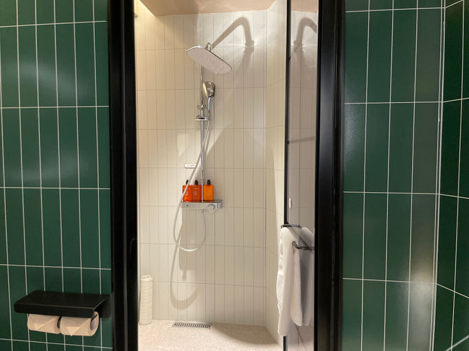 Bathroom 5, Orange Hotel, Changsha