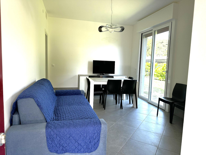 3, Cozy villa with garden and pool access, Venezia