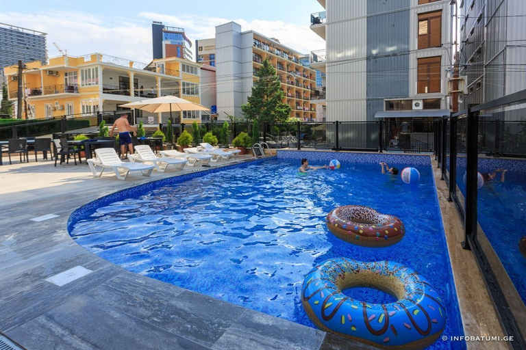 Pool 5, Hotel Talgha, Batumi