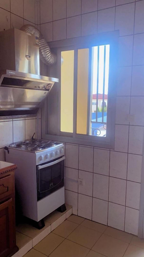 Private kitchen 4, Appart'hôtel Micheline et Emile, Suites & SPA, Bastos, Mfoundi