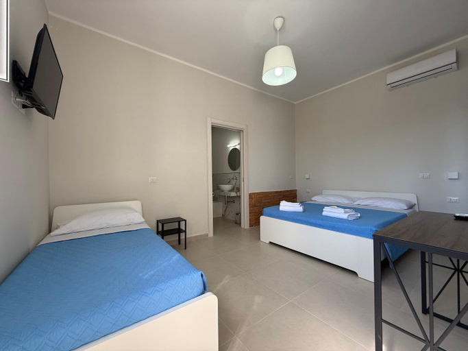 Bedroom 2, Villa Paestum, Salerno