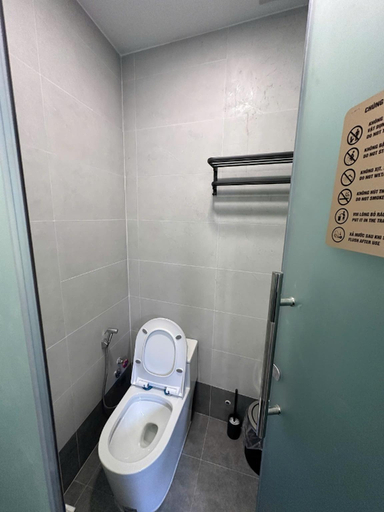 Bathroom 4, Golden Lunar Hotel - Bui Vien Walking Street, District 1