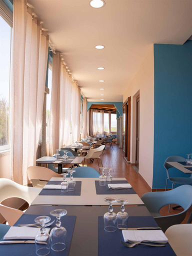 Food & Drinks 5, Baia delle Mimose, Sassari